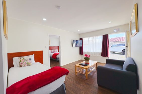 One%20bedroom%20lounge